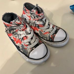 Toddler Converse- 9